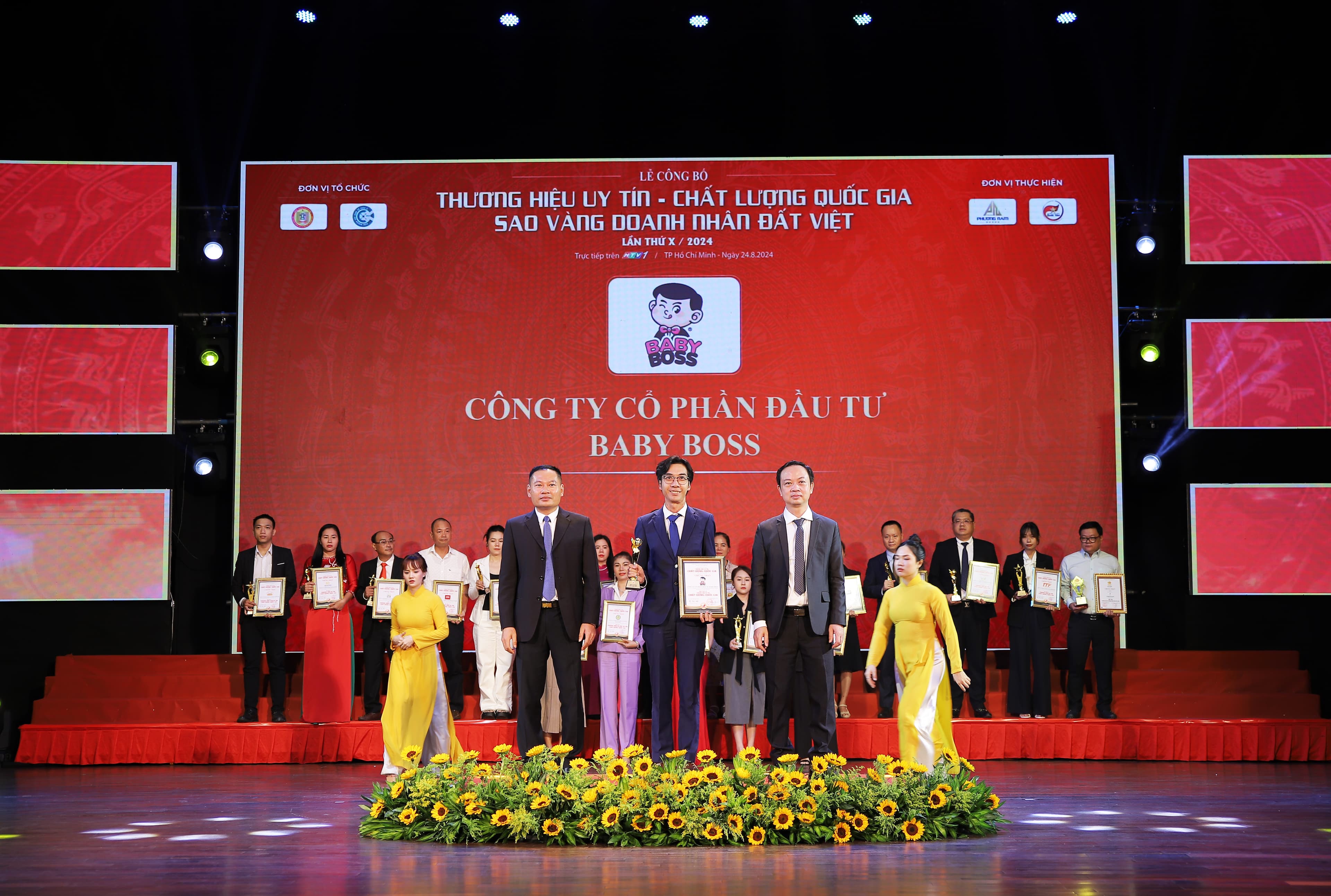 Baby Boss Honoured with Two Major Awards at the 2024 Golden Star Vietnamese Entrepreneurs Awards Ceremony